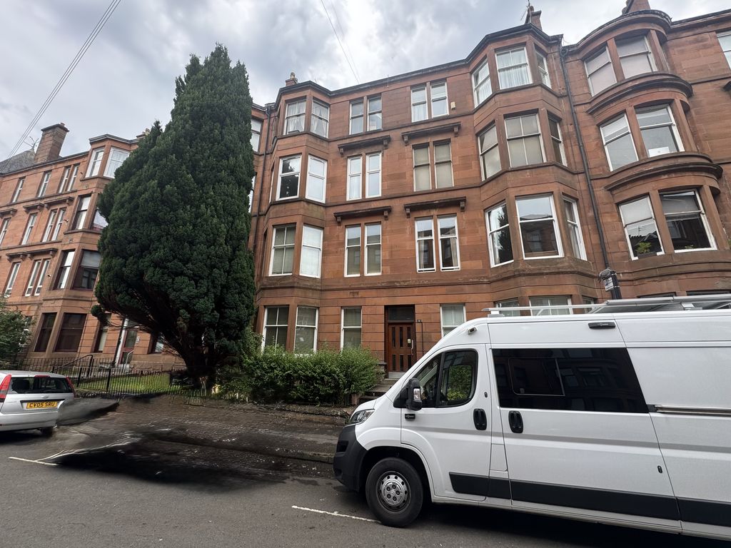 Lyndhurst Gardens North Kelvinside